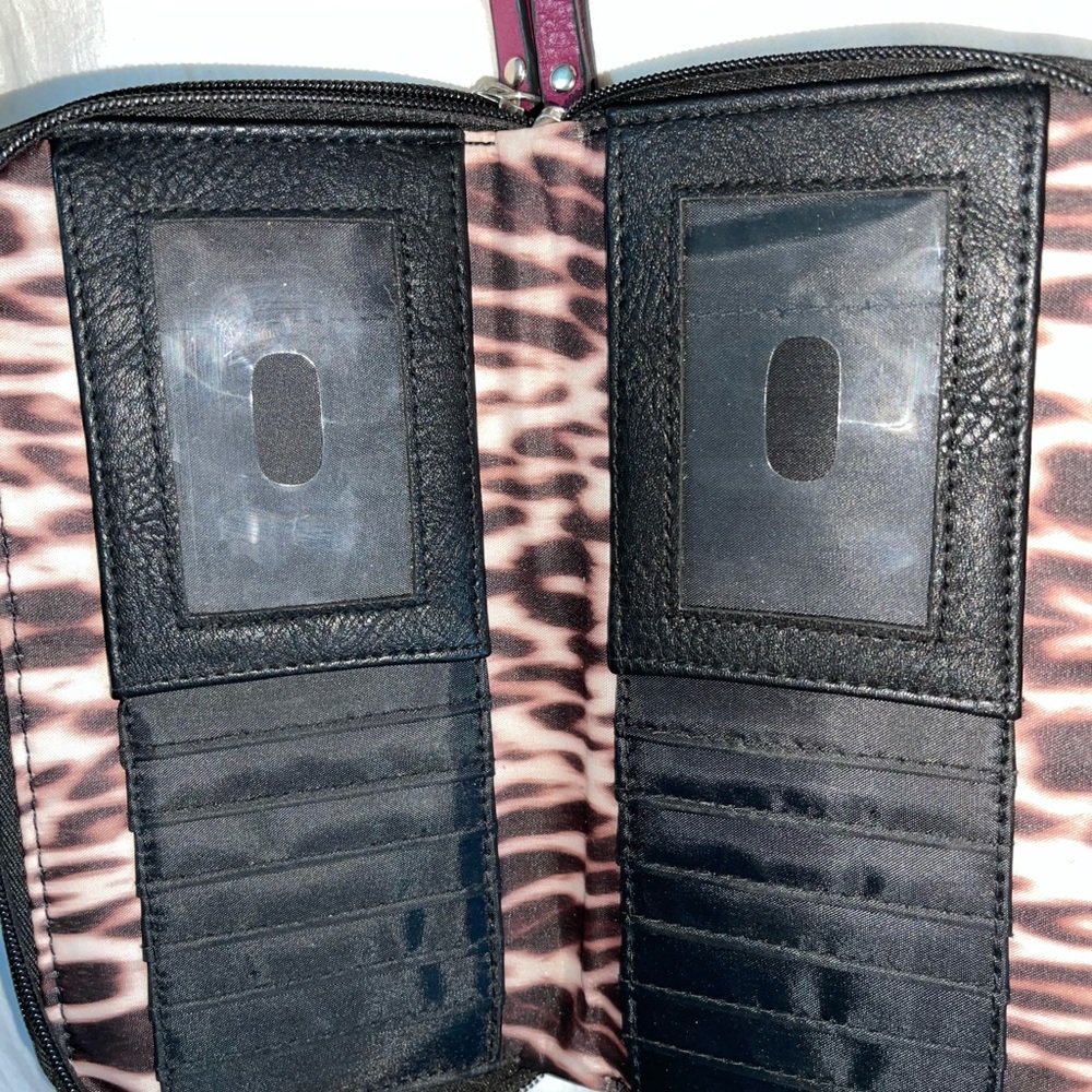 Wallet - Picture 3 of 4